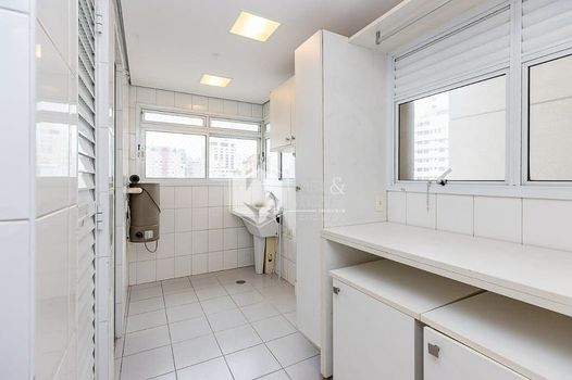 Foto 11 do(a) Apartamento de 3 quartos à venda em Jardim Paulista, São Paulo