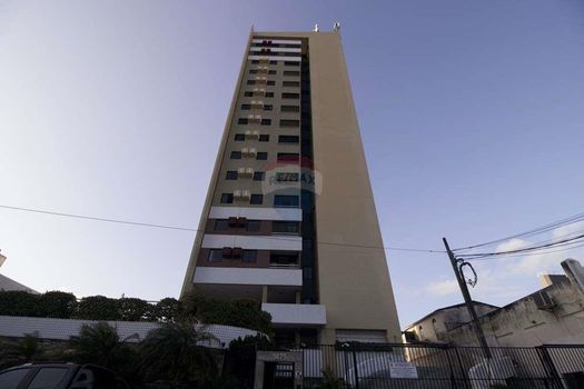 Foto 2 do(a) Apartamento de 2 quartos à venda em Lagoa Nova, Natal