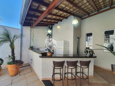 Foto 4 do(a) Apartamento de 3 quartos à venda em Santo Agostinho, Franca