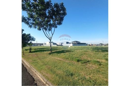 Foto 6 do(a) Terreno false à venda em Residencial Himalaia, Lins