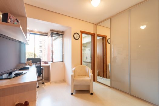 Foto 43 do(a) Cobertura de 4 quartos à venda em Petrópolis, Porto Alegre