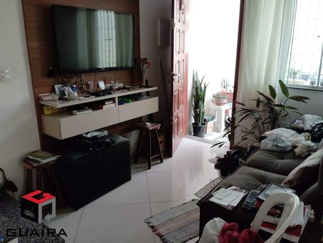 Foto 5 do(a) Casa de 2 quartos à venda em Jardim Utinga, Santo André
