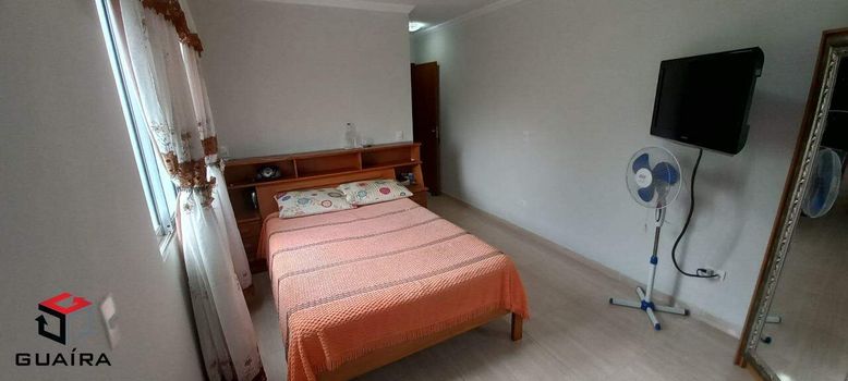 Foto 14 do(a) Casa de 4 quartos à venda em Vila Gonçalves, São Bernardo do Campo