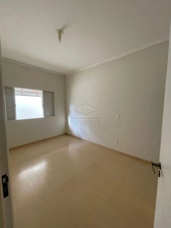 Foto 12 do(a) Casa de 3 quartos para alugar em Jardim Ubirama, Lençóis Paulista