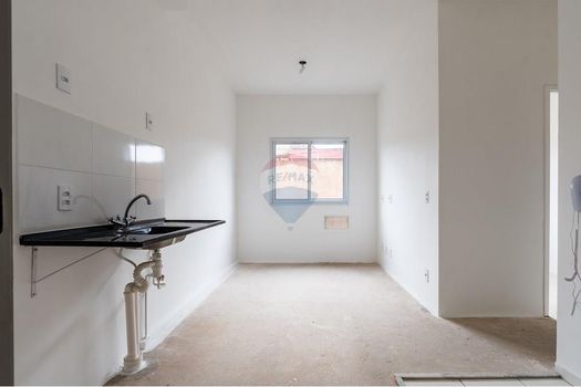 Foto 3 do(a) Apartamento de 2 quartos à venda em Cidade Satélite Santa Bárbara, São Paulo