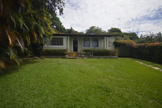 Foto 4 do(a) Casa de 4 quartos à venda em Braúnas, Belo Horizonte