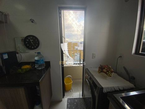 Foto 7 do(a) Apartamento de 2 quartos à venda em Centro, Balneário Camboriú