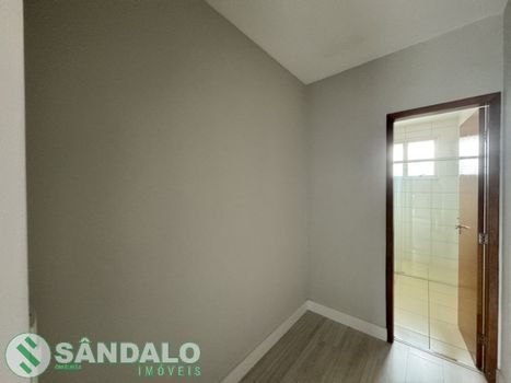 Foto 22 do(a) Casa em Condomínio de 3 quartos à venda em Parque das Laranjeiras, Maringá