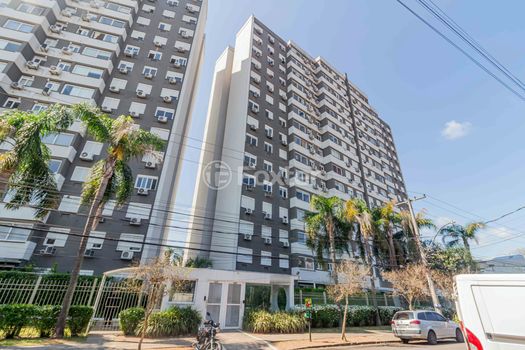 Foto 38 do(a) Apartamento de 3 quartos à venda em São João, Porto Alegre