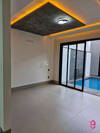 Foto 8 do(a) Casa de 4 quartos à venda em Moinho dos Ventos, Goiânia
