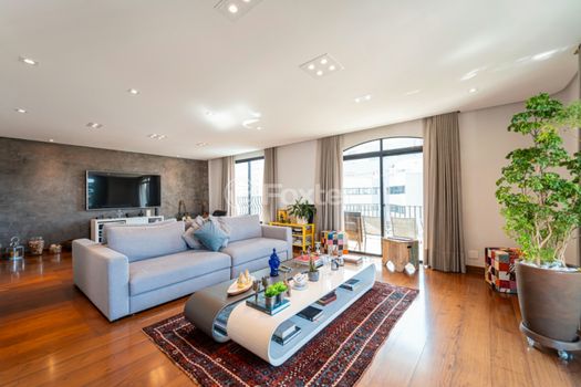 Foto 3 do(a) Apartamento de 4 quartos à venda em Jardim Parque Morumbi, São Paulo