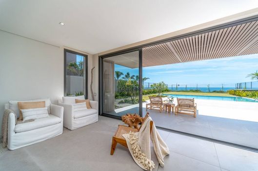 Foto 9 do(a) Casa em Condomínio de 5 quartos à venda em Praia do Estaleiro, Balneário Camboriú