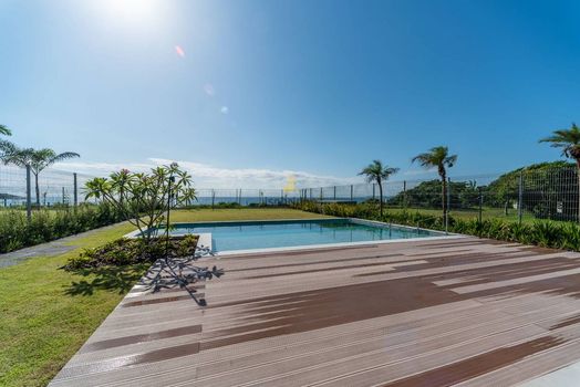 Foto 4 do(a) Casa em Condomínio de 5 quartos à venda em Praia do Estaleiro, Balneário Camboriú