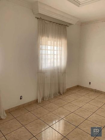 Foto 2 do(a) Apartamento de 6 quartos à venda em Custódio Pereira, Uberlândia