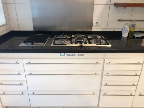 Foto 4 do(a) Apartamento de 2 quartos à venda em Indianópolis, São Paulo