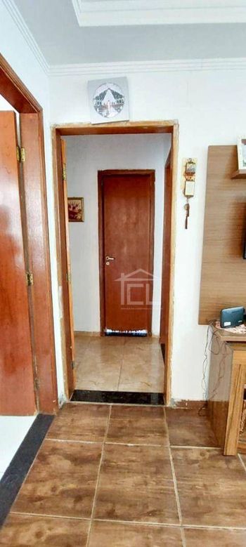 Foto 4 do(a) Casa de 3 quartos à venda em Parque Residencial Joaquim Toledo Piza, Londrina