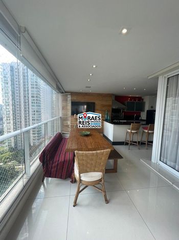 Foto 5 do(a) Apartamento de 4 quartos à venda em Floresta, Porto Alegre