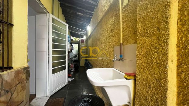 Foto 45 do(a) Casa de 8 quartos à venda em Santo Antônio, Belo Horizonte