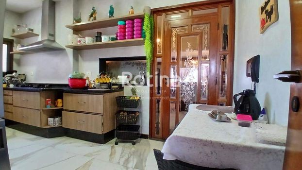 Foto 7 do(a) Cobertura de 4 quartos à venda em Fundinho, Uberlândia