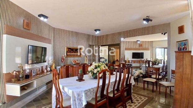 Foto 14 do(a) Cobertura de 4 quartos à venda em Fundinho, Uberlândia