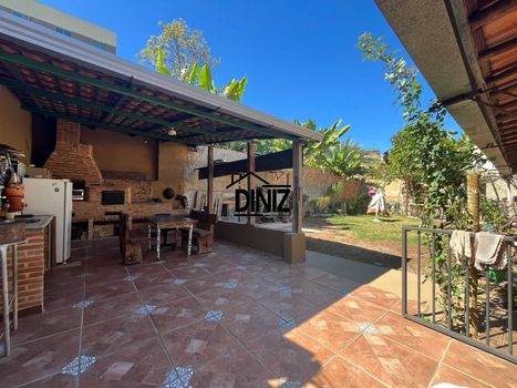 Foto 2 do(a) Casa de 5 quartos à venda em Tupi A, Belo Horizonte