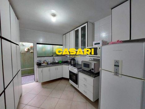 Foto 13 do(a) Casa de 4 quartos à venda em Santa Terezinha, São Bernardo do Campo