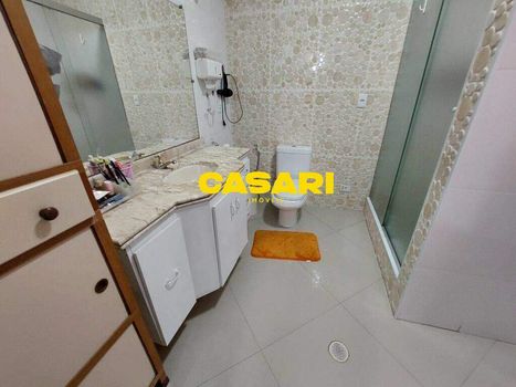 Foto 17 do(a) Casa de 4 quartos à venda em Santa Terezinha, São Bernardo do Campo