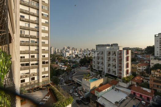 Foto 11 do(a) Apartamento de 3 quartos à venda em Jardim das Bandeiras, São Paulo