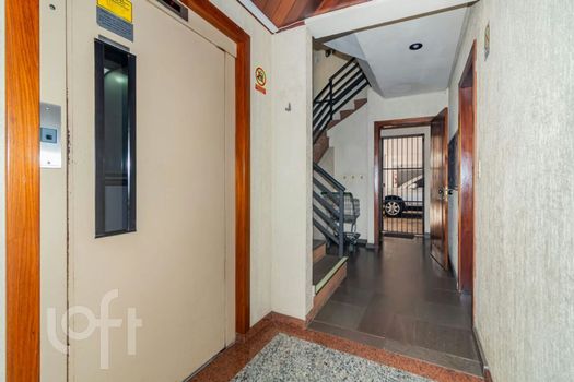 Foto 34 do(a) Apartamento de 2 quartos à venda em Rio Branco, Porto Alegre