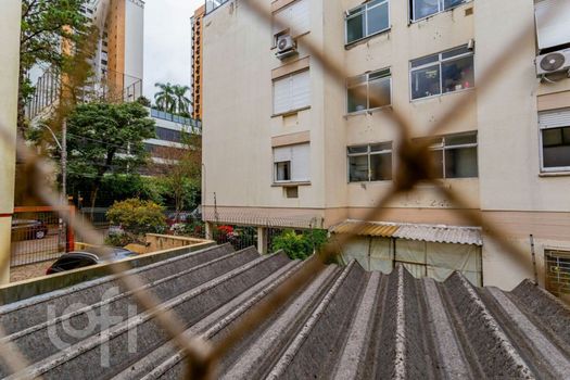 Foto 8 do(a) Apartamento de 2 quartos à venda em Rio Branco, Porto Alegre