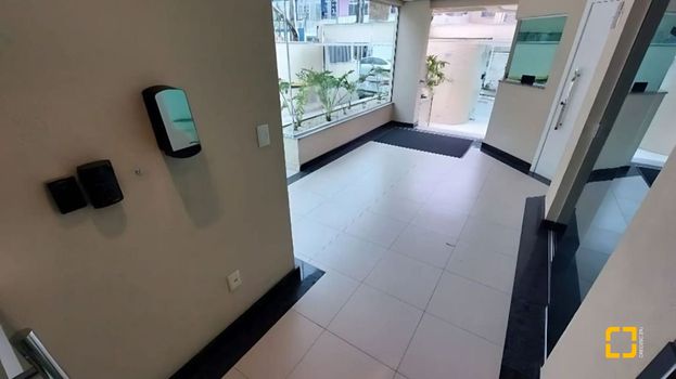 Foto 3 do(a) Apartamento de 2 quartos à venda em Barreiros, São José