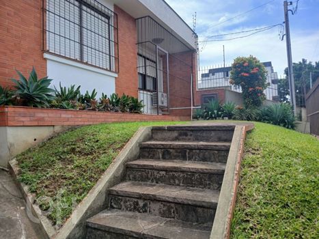 Foto 3 do(a) Casa em Condomínio de 4 quartos à venda em Jardim do Salso, Porto Alegre