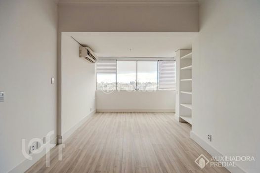 Foto 1 do(a) Cobertura de 3 quartos à venda em Santa Cecília, Porto Alegre