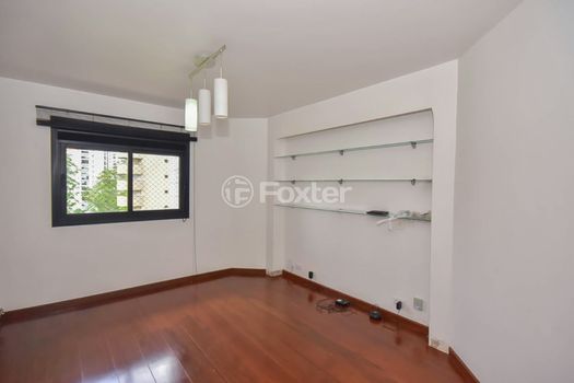 Foto 12 do(a) Apartamento de 4 quartos à venda em Jardim Londrina, São Paulo