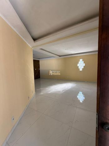 Foto 28 do(a) Casa de 3 quartos à venda em Parque Santa Fé, Porto Alegre