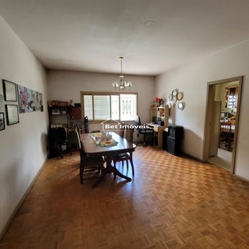 Foto 4 do(a) Casa de 5 quartos à venda em Cristo Rei, São Leopoldo