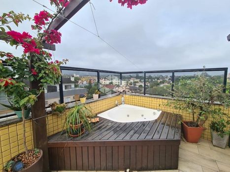 Foto 1 do(a) Cobertura de 3 quartos à venda em Jardim Itu, Porto Alegre