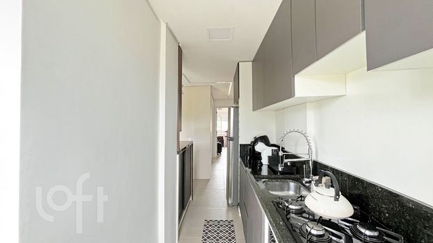 Foto 10 do(a) Apartamento de 2 quartos à venda em Medianeira, Porto Alegre