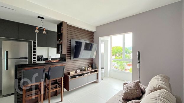 Foto 1 do(a) Apartamento de 2 quartos à venda em Medianeira, Porto Alegre