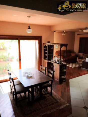 Foto 1 do(a) Casa de 4 quartos à venda em Três Vendas, Pelotas