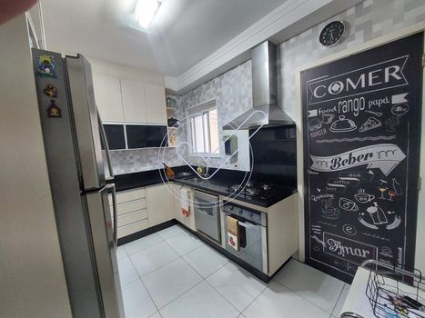 Foto 3 do(a) Apartamento de 3 quartos à venda em Jardim Tupanci, Barueri