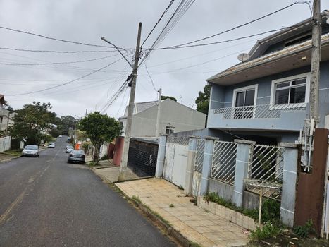Foto 2 do(a) Casa de 3 quartos à venda em Augusta, Curitiba