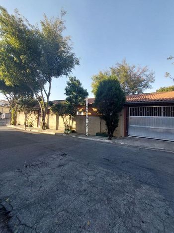 Foto 2 do(a) Casa de 2 quartos à venda em Jardim Guarau, São Paulo