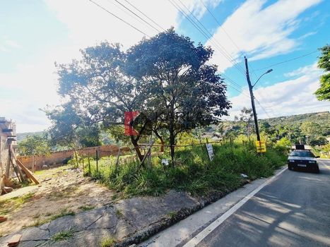 Foto 1 do(a) Terreno false à venda em Aeronautas, Lagoa Santa