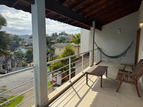 Foto 18 do(a) Casa em Condomínio de 4 quartos à venda em Jardim das Cerejeiras, Arujá
