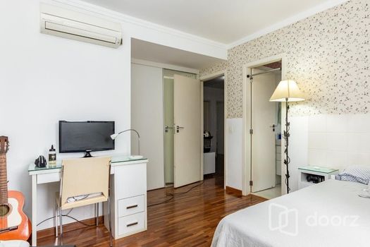 Foto 26 do(a) Apartamento de 4 quartos à venda em Vila Suzana, São Paulo
