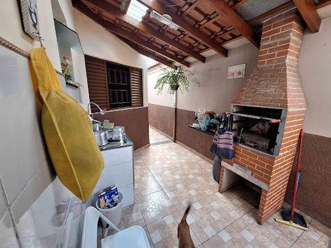 Foto 10 do(a) Casa de 2 quartos à venda em Parque São Cristóvão, Taubaté