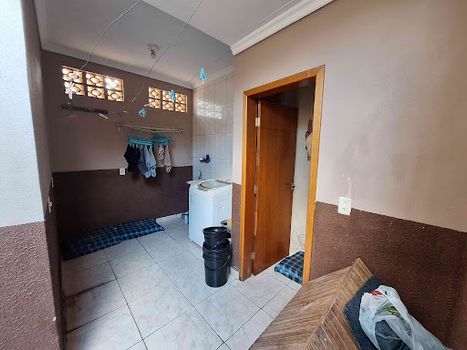 Foto 12 do(a) Casa de 2 quartos à venda em Parque São Cristóvão, Taubaté