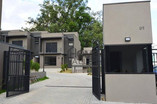 Foto 30 do(a) Casa em Condomínio de 3 quartos à venda em Chácaras Silvania, Valinhos