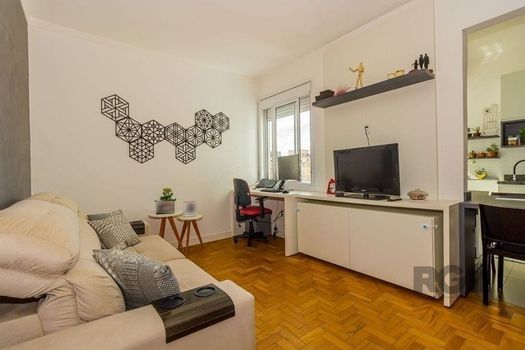 Foto 2 do(a) Flat de 2 quartos à venda em Centro Histórico, Porto Alegre